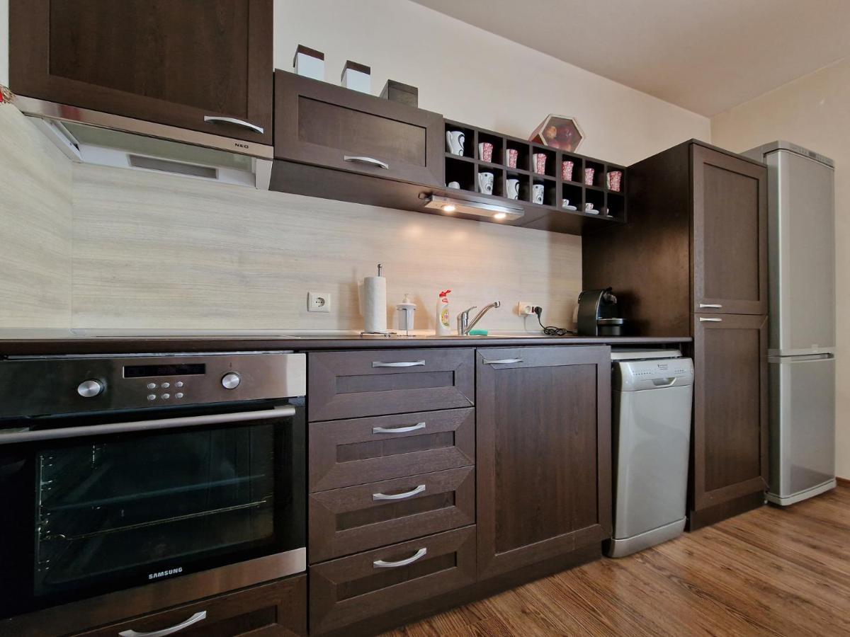 Bansko Royal Towers - 2Bd Flat With Parking By Flat Mаnager Lägenhet Exteriör bild